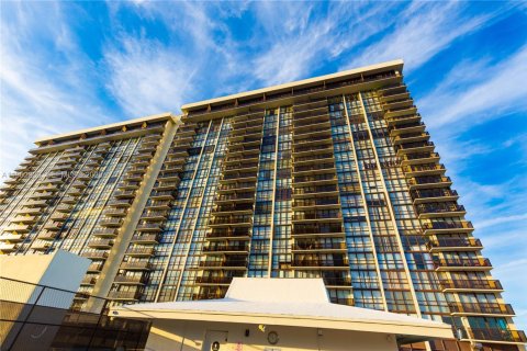 Снять в аренду кондоминиум в Майами, Флорида 1 спальня, 70.33м2, № 2025874 - фото 20