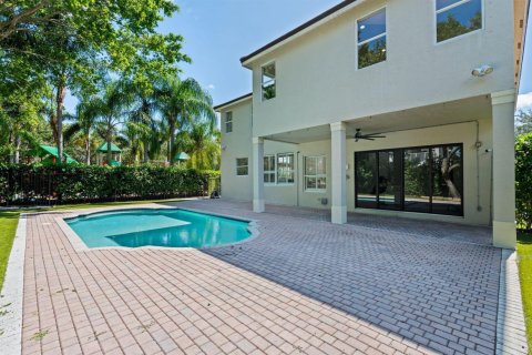 House in Delray Beach, Florida 6 bedrooms, 352.29 sq.m. № 2261216 - photo 10