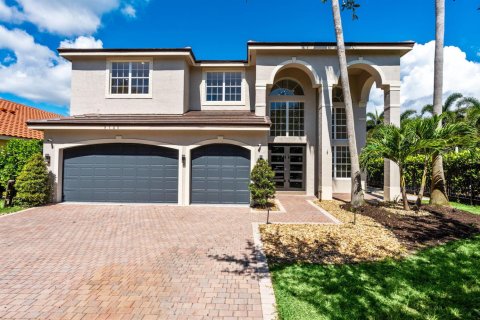 House in Delray Beach, Florida 6 bedrooms, 352.29 sq.m. № 2261216