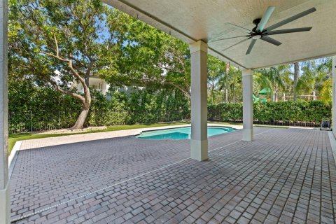House in Delray Beach, Florida 6 bedrooms, 352.29 sq.m. № 2261216 - photo 11