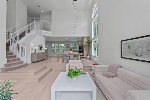 House in Delray Beach, Florida 6 bedrooms, 352.29 sq.m. № 2261216 - photo 15