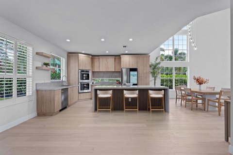 House in Delray Beach, Florida 6 bedrooms, 352.29 sq.m. № 2261216 - photo 25