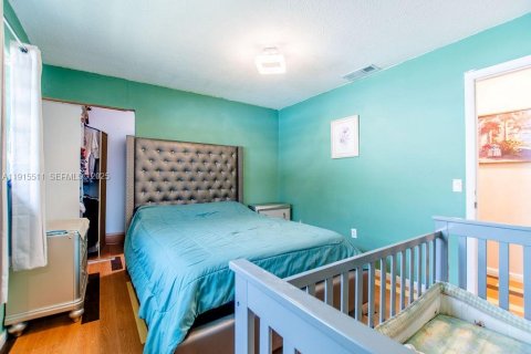 House in Sunrise, Florida 3 bedrooms, 103.96 sq.m. № 1970616 - photo 20