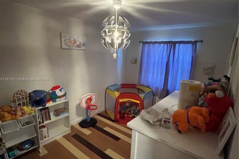 House in Sunrise, Florida 3 bedrooms, 103.96 sq.m. № 1970616 - photo 6