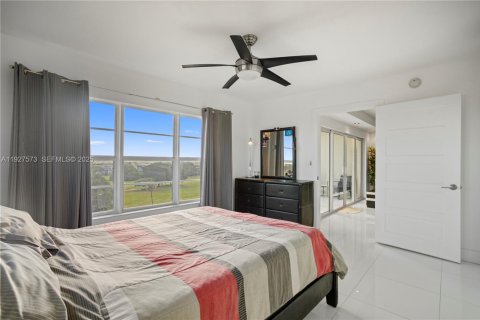 Condominio en venta en Pompano Beach, Florida, 3 dormitorios, 129.13 m2 № 1988101 - foto 27
