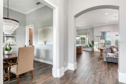 House in Plant City, Florida 5 bedrooms, 375.33 sq.m. № 1869108 - photo 7