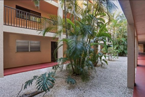 Снять в аренду кондоминиум в Сарасота, Флорида 7 комнат, 92.07м2, № 2213168 - фото 4