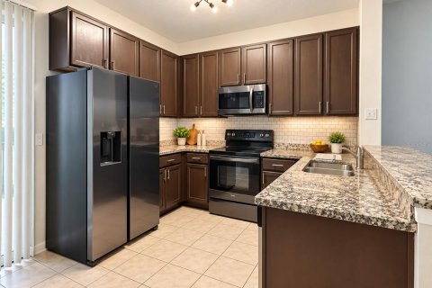 Touwnhouse à louer à Largo, Floride: 2 chambres, 111.85 m2 № 2419986 - photo 7