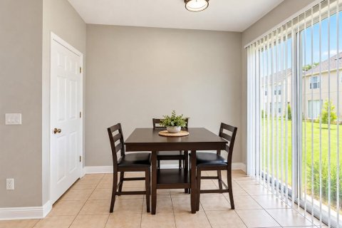 Touwnhouse à louer à Largo, Floride: 2 chambres, 111.85 m2 № 2419986 - photo 9