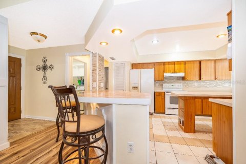 House in Lake Mary, Florida 4 bedrooms, 278.71 sq.m. № 2306032 - photo 5