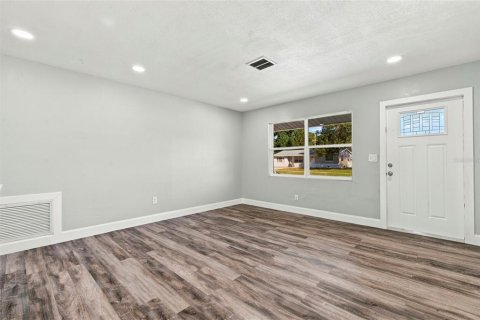 Villa ou maison à vendre à Pinellas Park, Floride: 3 chambres, 89.74 m2 № 2430933 - photo 11