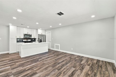 Villa ou maison à vendre à Pinellas Park, Floride: 3 chambres, 89.74 m2 № 2430933 - photo 8