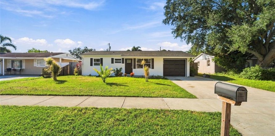Villa ou maison à Pinellas Park, Floride 3 chambres, 89.74 m2 № 2430933