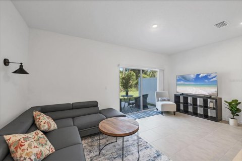 Townhouse in Nokomis, Florida 3 bedrooms, 127.55 sq.m. № 1918659 - photo 26