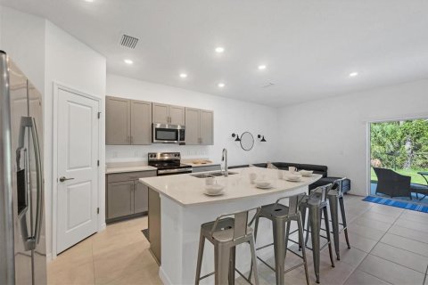 Townhouse in Nokomis, Florida 3 bedrooms, 127.55 sq.m. № 1918659 - photo 30