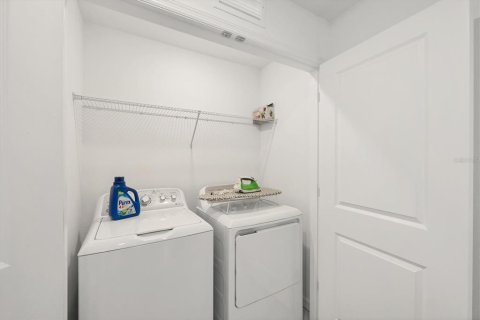 Townhouse in Nokomis, Florida 3 bedrooms, 127.55 sq.m. № 1918659 - photo 14