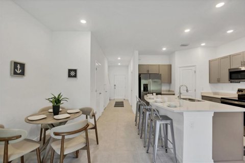Townhouse in Nokomis, Florida 3 bedrooms, 127.55 sq.m. № 1918659 - photo 4
