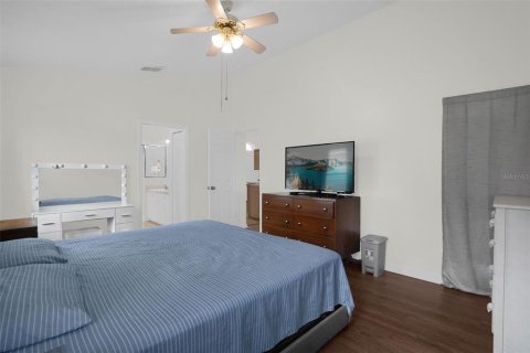 Villa ou maison à vendre à Kissimmee, Floride: 3 chambres, 145.11 m2 № 2201324 - photo 17