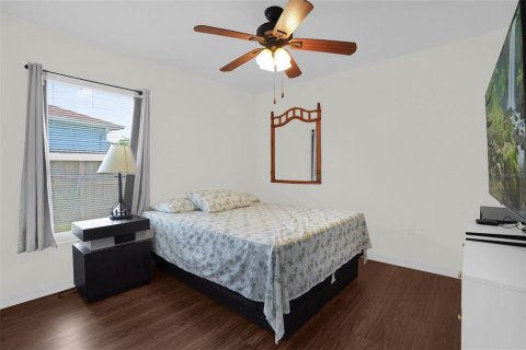 Villa ou maison à vendre à Kissimmee, Floride: 3 chambres, 145.11 m2 № 2201324 - photo 13
