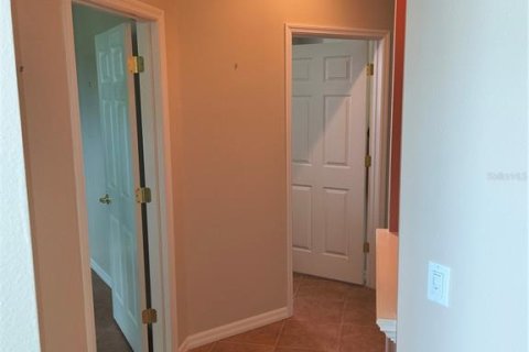 House in Englewood, Florida 3 bedrooms, 186.92 sq.m. № 1913325 - photo 16