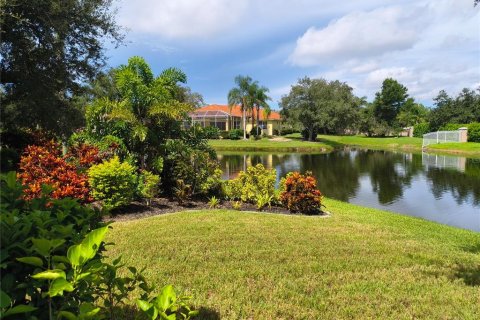 House in Englewood, Florida 3 bedrooms, 186.92 sq.m. № 1913325 - photo 29