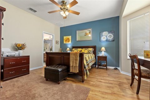 House in Land O' Lakes, Florida 2 bedrooms, 141.49 sq.m. № 1868910 - photo 8