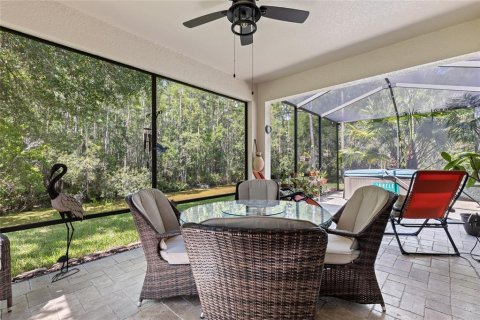 House in Land O' Lakes, Florida 2 bedrooms, 141.49 sq.m. № 1868910 - photo 22