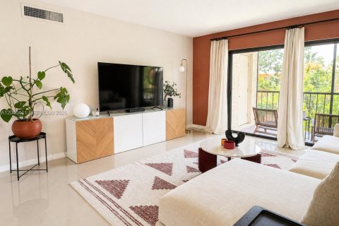 Купить кондоминиум в Уэстон, Флорида 2 спальни, 114.36м2, № 2086681 - фото 9