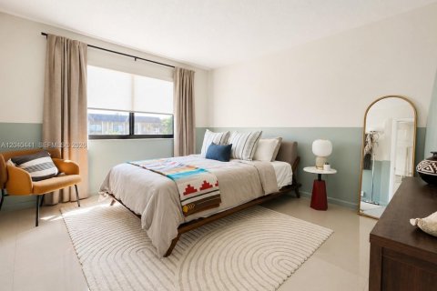 Купить кондоминиум в Уэстон, Флорида 2 спальни, 114.36м2, № 2086681 - фото 18