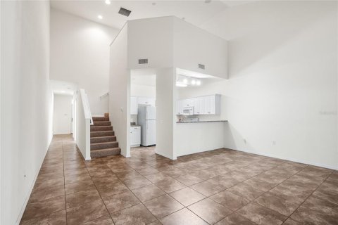 Condo in Gainesville, Florida, 2 bedrooms  № 2345142 - photo 4