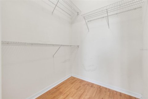 Condo in Gainesville, Florida, 2 bedrooms  № 2345142 - photo 15
