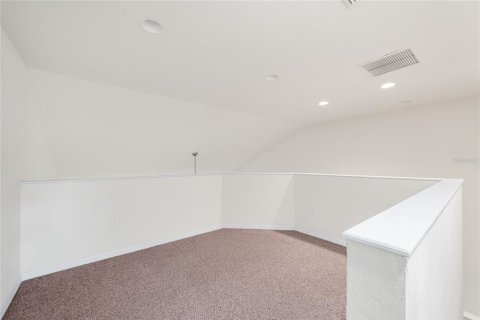 Condo in Gainesville, Florida, 2 bedrooms  № 2345142 - photo 18