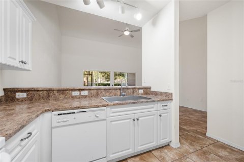 Condo in Gainesville, Florida, 2 bedrooms  № 2345142 - photo 9