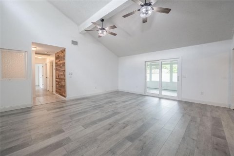 House in Lakeland, Florida 4 bedrooms, 173.36 sq.m. № 1918107 - photo 9