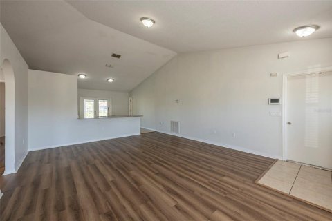 Villa ou maison à vendre à Kissimmee, Floride: 3 chambres, 123.75 m2 № 1616848 - photo 10