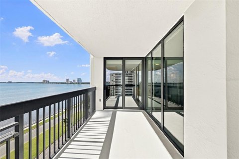 Condo in Tampa, Florida, 2 bedrooms  № 2423819 - photo 26