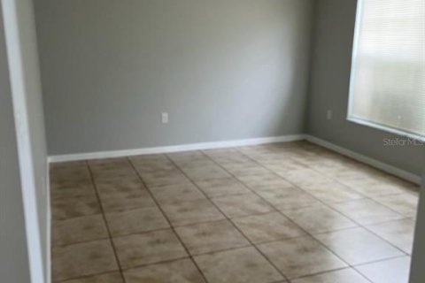 Casa en alquiler en Kissimmee, Florida, 3 dormitorios, 169.55 m2 № 1910728 - foto 2