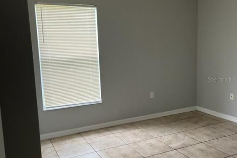 Casa en alquiler en Kissimmee, Florida, 3 dormitorios, 169.55 m2 № 1910728 - foto 6