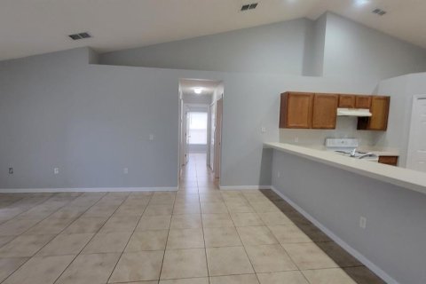Casa en alquiler en Kissimmee, Florida, 3 dormitorios, 169.55 m2 № 1910728 - foto 14