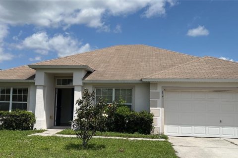 Casa en alquiler en Kissimmee, Florida, 3 dormitorios, 169.55 m2 № 1910728 - foto 1