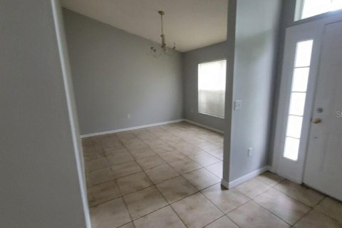 Casa en alquiler en Kissimmee, Florida, 3 dormitorios, 169.55 m2 № 1910728 - foto 12