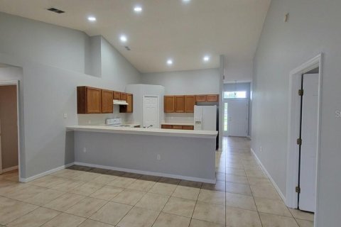 Casa en alquiler en Kissimmee, Florida, 3 dormitorios, 169.55 m2 № 1910728 - foto 9