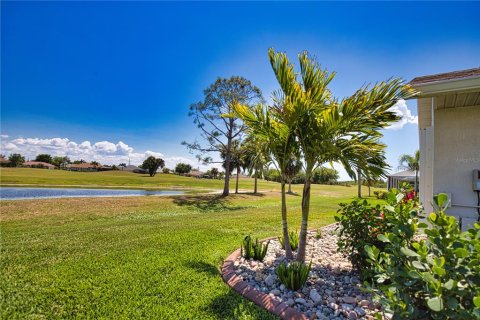 House in Rotonda, Florida 3 bedrooms, 172.71 sq.m. № 2092358 - photo 27