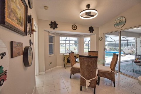 House in Rotonda, Florida 3 bedrooms, 172.71 sq.m. № 2092358 - photo 15