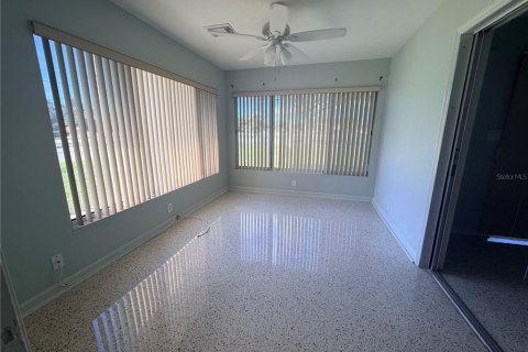 Villa ou maison à louer à Bradenton, Floride: 4 chambres, 167.87 m2 № 2398748 - photo 7