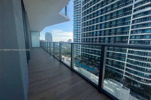 Copropriété à louer à Miami, Floride: 2 chambres, 123.93 m2 № 1888052 - photo 7