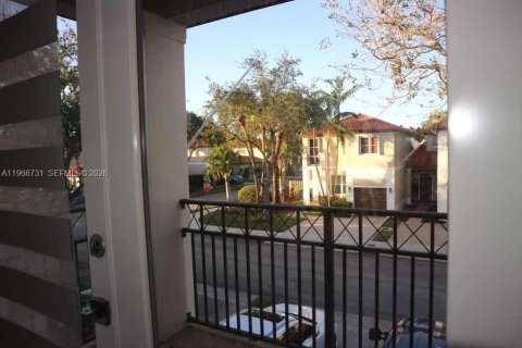 Купить таунхаус в Майами-Лейкс, Флорида 4 спальни, 207.26м2, № 2032625 - фото 25