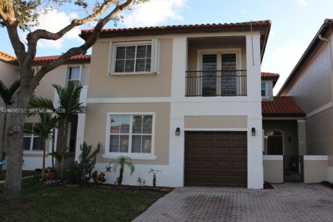 Таунхаус в Майами-Лейкс, Флорида 4 спальни, 207.26м2 № 2032625