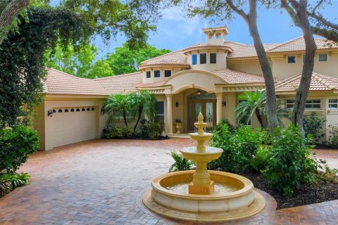 House in Bradenton, Florida 4 bedrooms, 344.3 sq.m. № 2122167 - photo 10