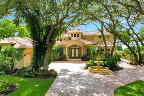 House in Bradenton, Florida 4 bedrooms, 344.3 sq.m. № 2122167 - photo 9